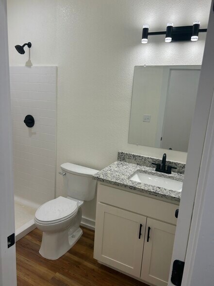 Building Photo - 7201 Texas Rd