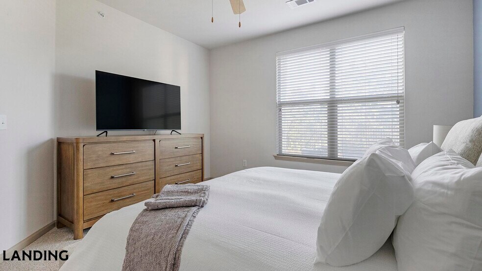 Building Photo - 7602 Luskey Blvd