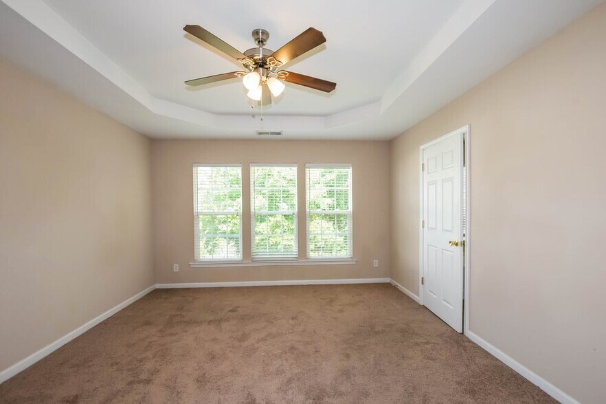 Building Photo - 10716 Norway Spruce Ct