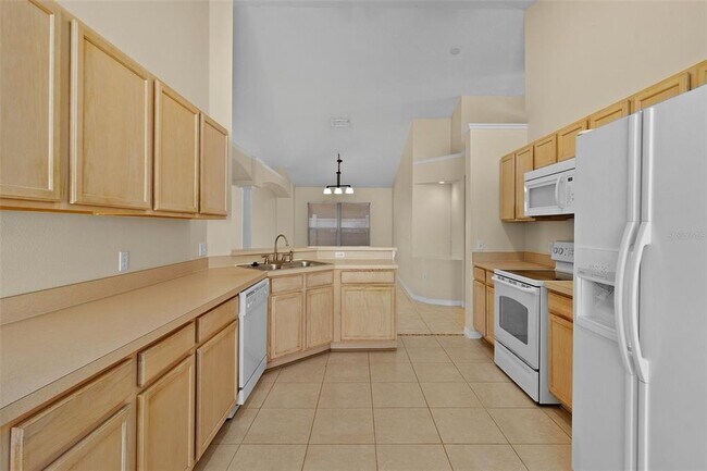 Building Photo - 2546 Crown Ridge Cir