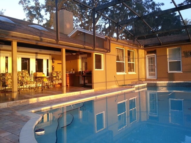 Building Photo - 4520 N Landmark Dr
