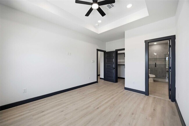 Building Photo - 4630 Edfield St