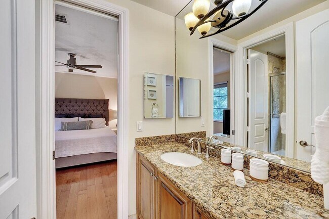 Building Photo - 43 Coconut Ln