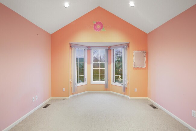 Building Photo - 6569 Whispering Woods Dr