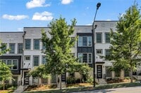 Building Photo - 552 Ember Ln NW