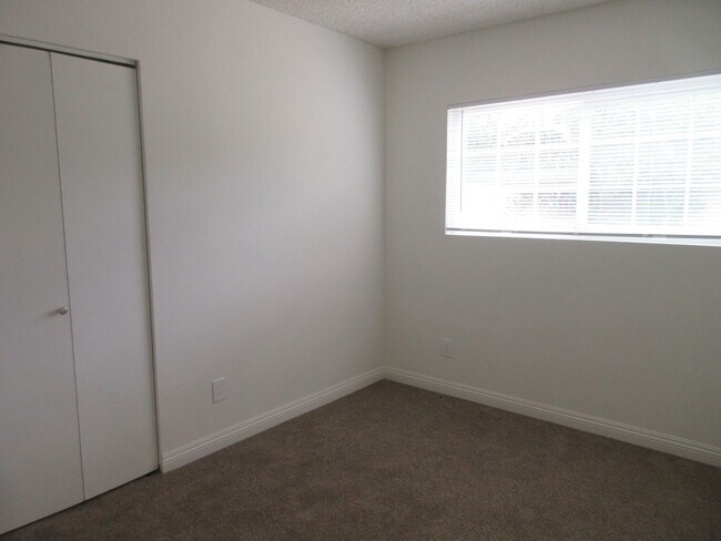 Building Photo - Duggan Property Management, Inc Presents -North Hills (4 bed, 2 bath)
