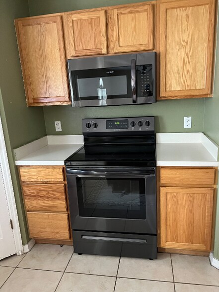 Building Photo - 10433 Fly Fishing St