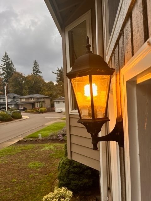 Building Photo - 7460 SW Elmwood St