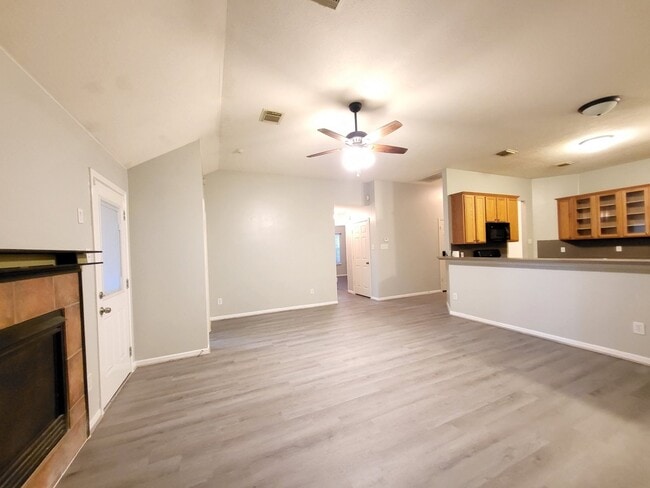 Building Photo - 10611 Sunswept Fields Ln