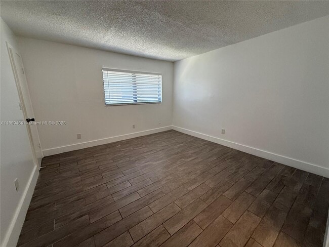 Building Photo - 2454 NW 52nd Ave