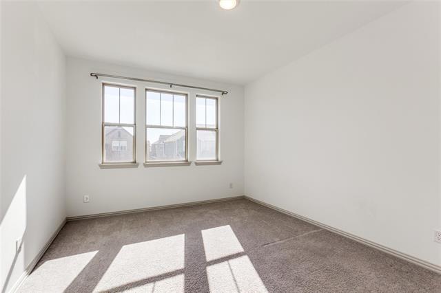 Building Photo - 2533 Barnwood Ln