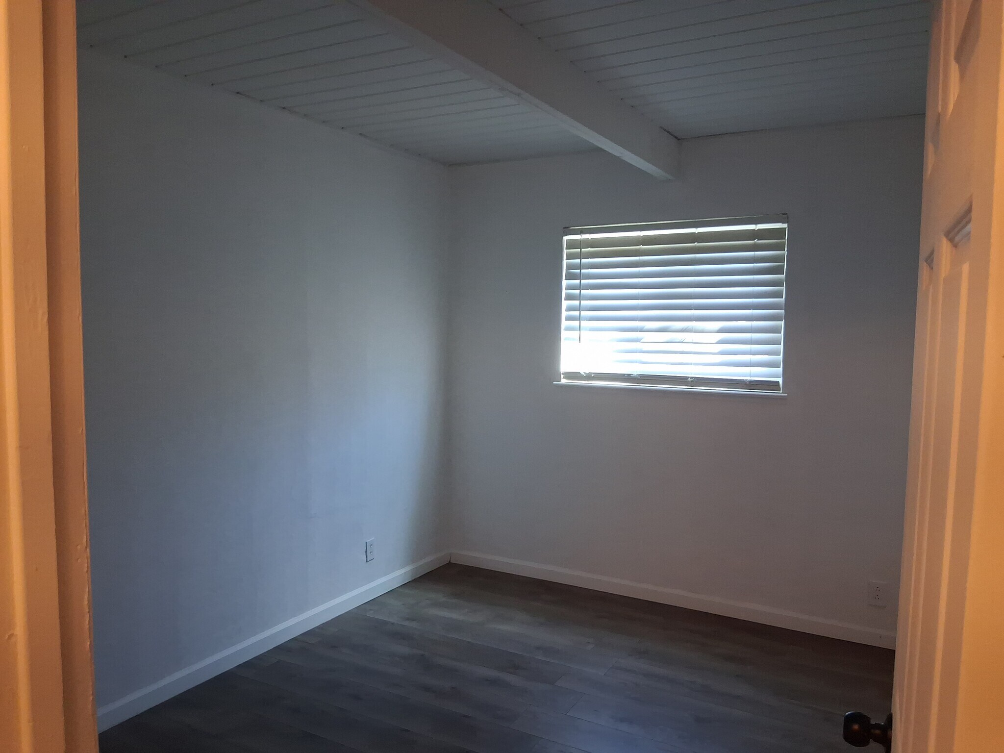 Building Photo - 167 Ladera Dr