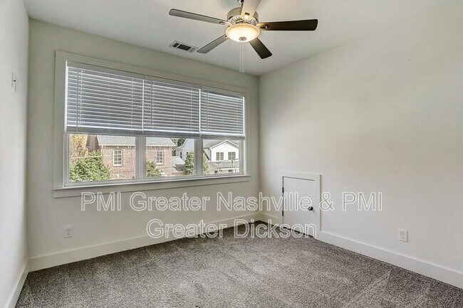 Building Photo - 1113 Park St