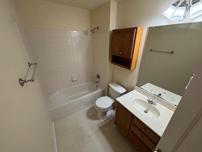 Building Photo - 7408 Pusch Ridge Loop