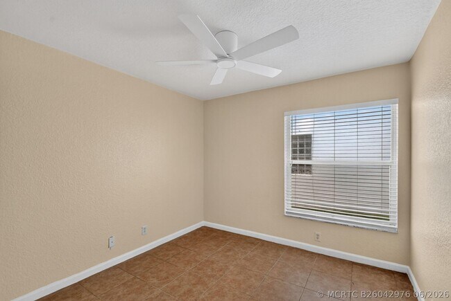 Building Photo - 1107 Big Torch St