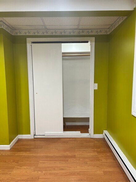 Building Photo - 50 Grand St