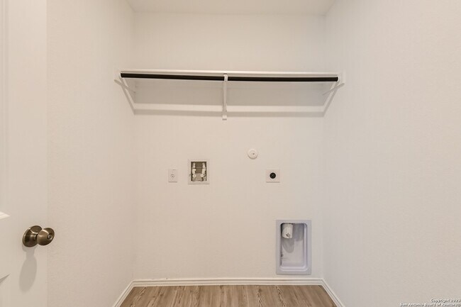 Building Photo - 7262 Plow Run