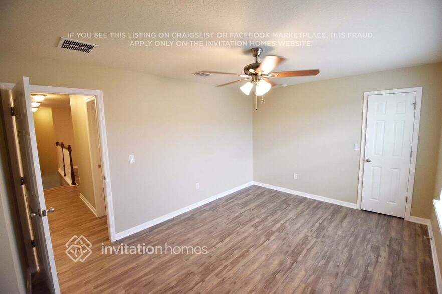 Building Photo - 14140 Waterford Creek Blvd