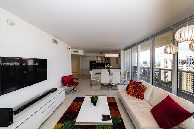 Building Photo - 1830 S Ocean Dr