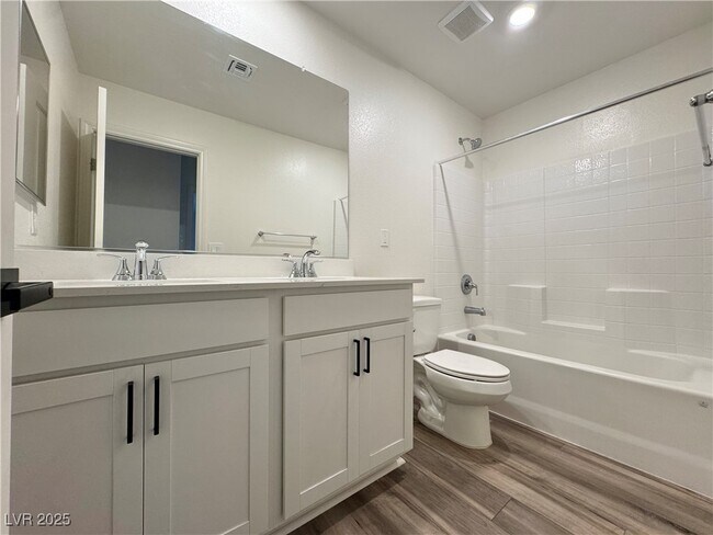 Building Photo - 6675 Ellery St