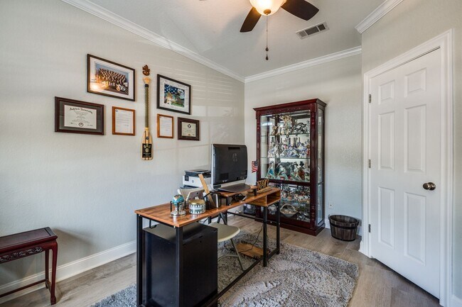 Building Photo - 4 Bedroom/3 Bathroom  Aviara Subdivision