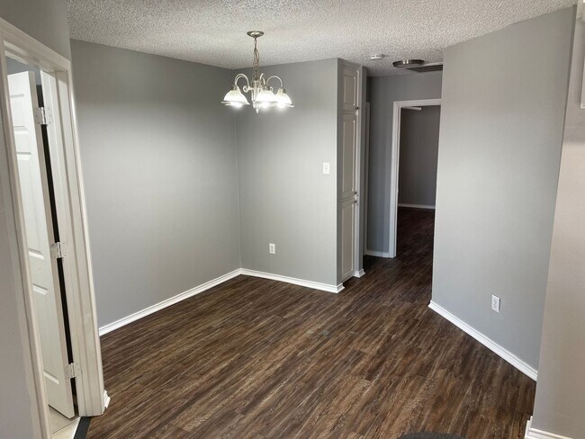 Building Photo - 2330 78th St