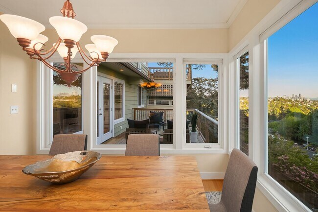 Building Photo - Magnolia Home