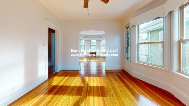 Building Photo - 24 Mayberry Ave