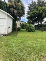 Building Photo - 110 Kon Tiki Ter