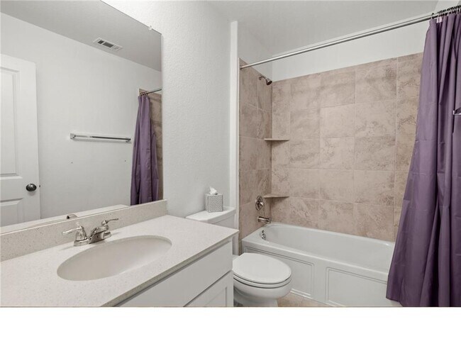 Building Photo - 328 Majestic Cedar Ct