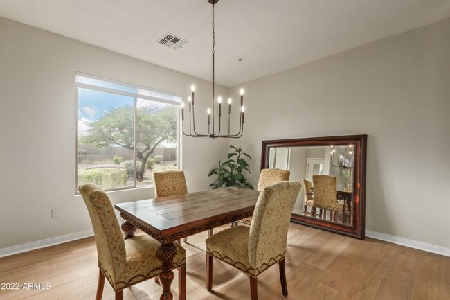 Building Photo - Grayhawk Remodeled Condo