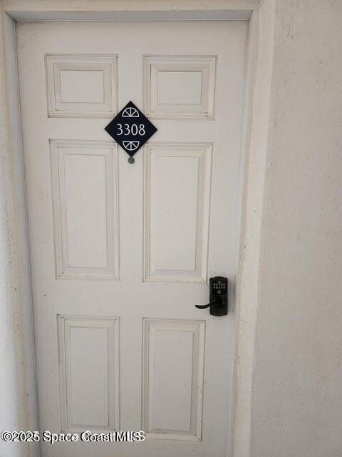 Building Photo - 8600 Ridgewood Ave