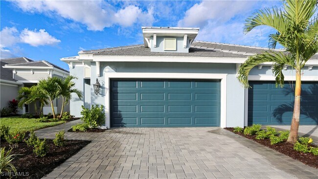 Building Photo - 2428 Ariane Dr