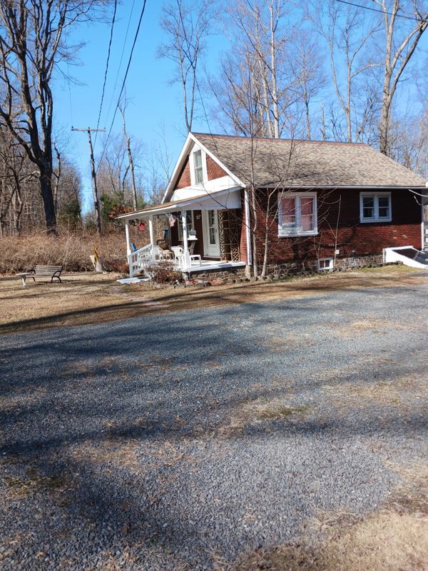 Primary Photo - 2107 N Rockhill Rd