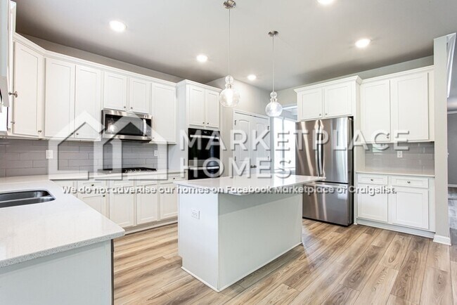 Building Photo - 222 Arnewood Cir