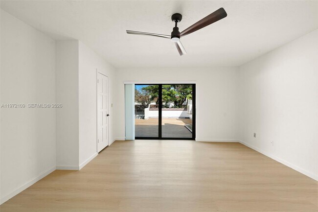 Building Photo - 9002 SW 62nd Terrace