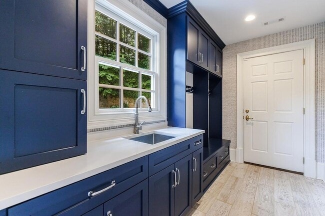 Building Photo - 25 Asheworth Ct NW