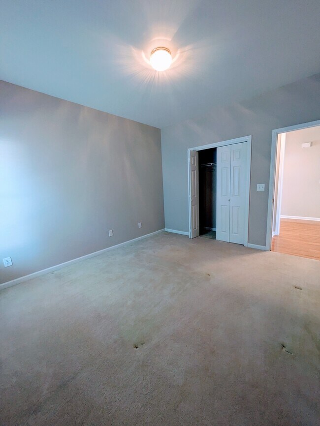 Building Photo - 1362 Valmont Trace NE