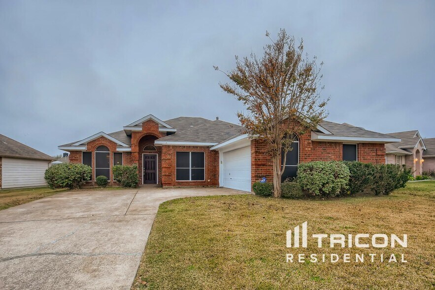 Building Photo - 2021 Cantura Dr