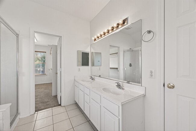 Building Photo - 2883 Lost Cove Ct