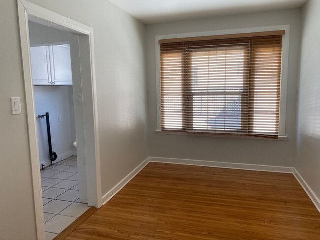 Building Photo - Spacious 2 Bedroom 1 Bath House in Eagle Rock