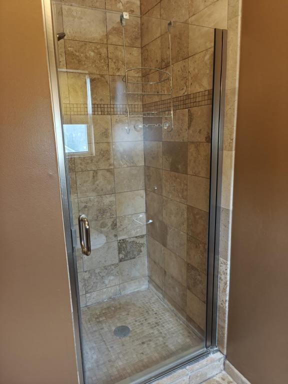 Building Photo - 43782 Nowland Dr