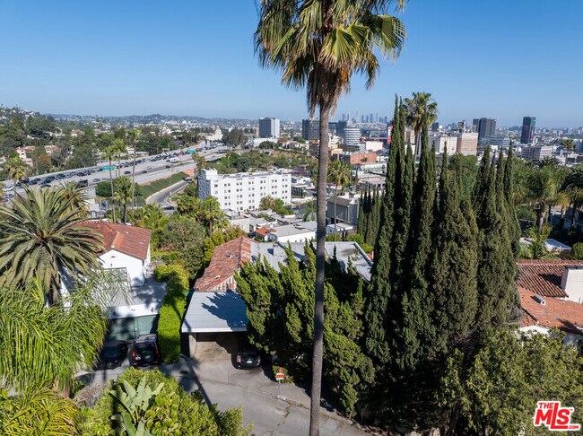 Building Photo - 2014 Whitley Ave
