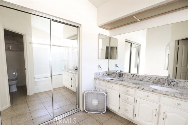 Building Photo - 25406 Blackthorne Dr