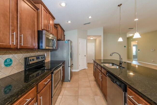 Building Photo - 2691 Salt Lake Dr