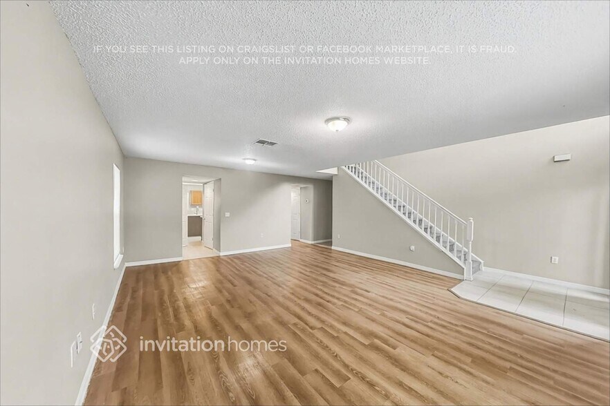 Building Photo - 1225 Howland Blvd