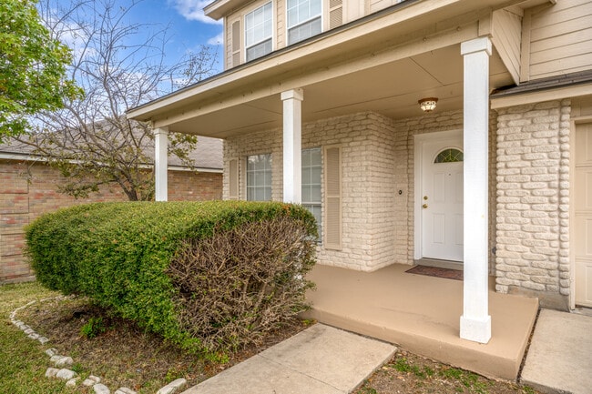 Building Photo - 511 Shannon Rose