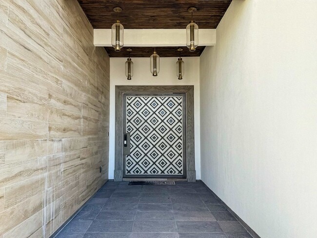 Building Photo - 2407 Norman Mailer Dr