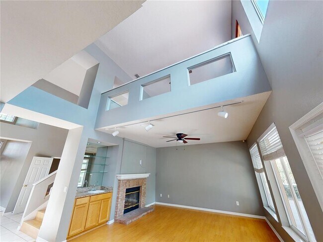 Building Photo - 17833 Green Willow Dr