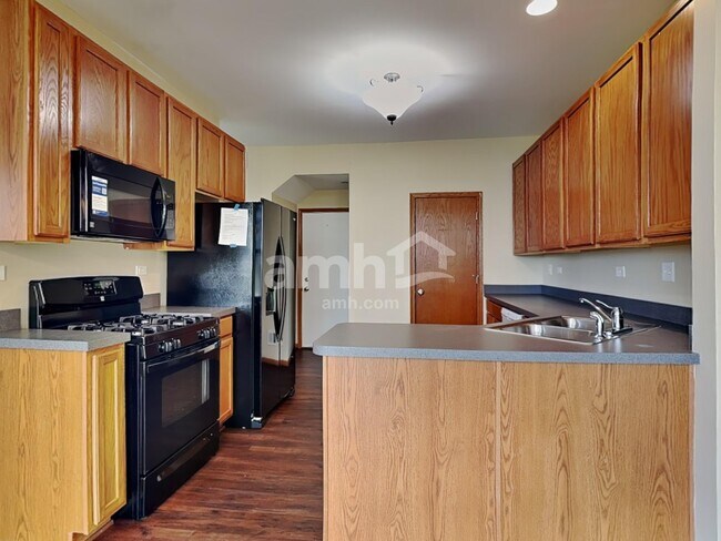 Building Photo - 211 Barrett Dr